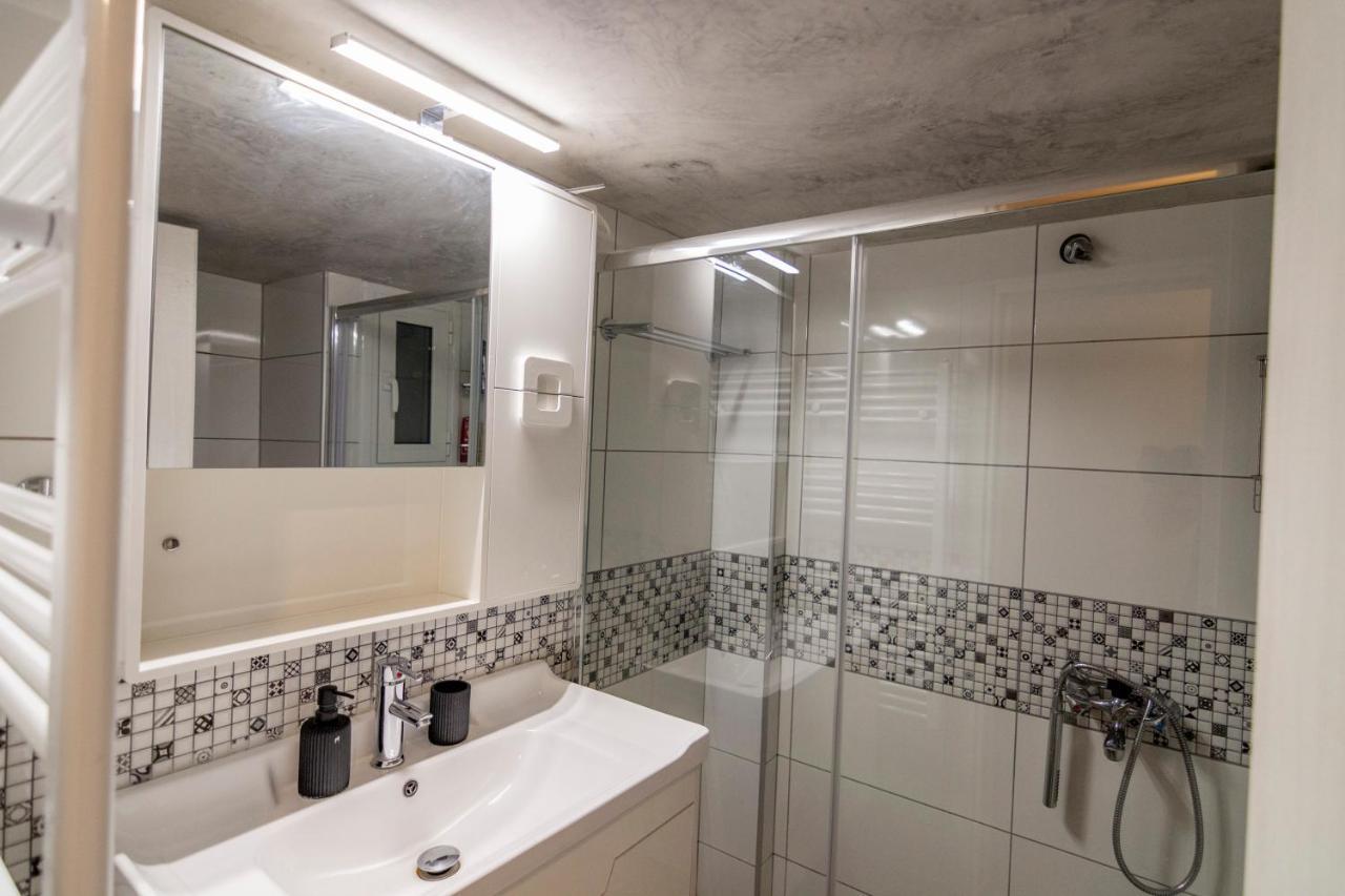 Luxury Apartment 10' From The Center! Αθήνα Εξωτερικό φωτογραφία
